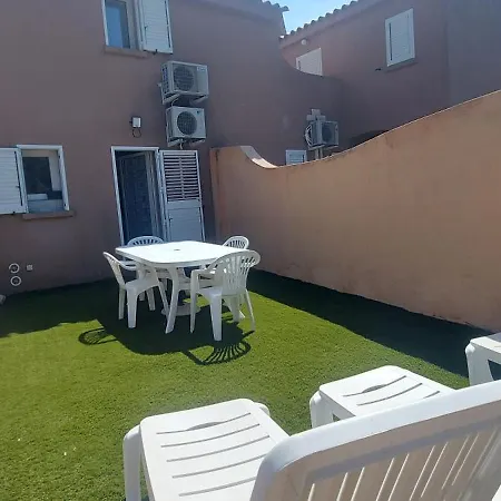 Riviera Aparthotel 2*