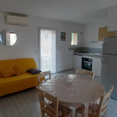 Riviera 2*